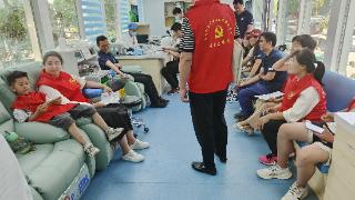 莱芜爱心志愿服务中心携爱心企业中晶蓝（北京）运营科技有限公司举行无偿献血活动