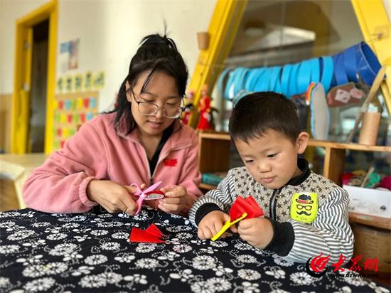 潍坊市奎文区南苑幼儿园迎接奎文区优秀传统文化建设工作专班入园调研