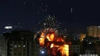 炸炸炸！巨大的爆炸声在基辅的夜空中回荡，俄罗斯的报复又快又狠
