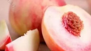夏天吃桃有好处，糖尿病人可以吃吗？分析下