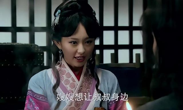 武松杀潘金莲时，为何将她衣服撕开？看完才知道武松有多重情