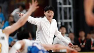 只待官宣！邱彪将任山东高速男篮主帅，上赛季带领新疆队取得亚军