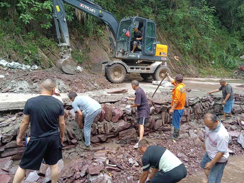 湖南沅陵：万名干部下基层 抗灾自救暖民心