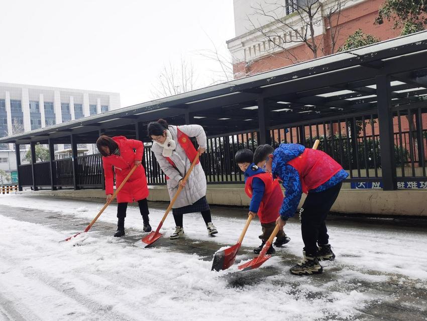 合肥市包河区：志愿行动是最好的“融雪剂”