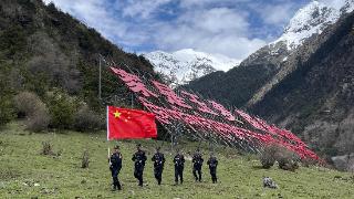 寻找最美国门名片｜做扎根雪域边陲的格桑花 守护神圣国土