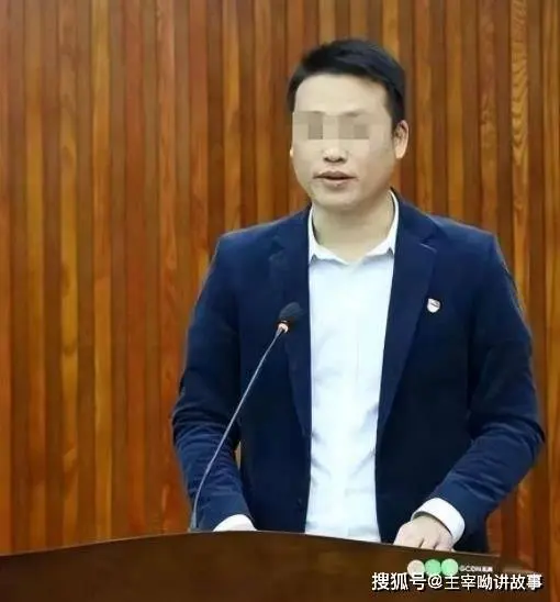 广西一局长出轨，局长老婆将两人露骨聊天记录群发？纪委介入