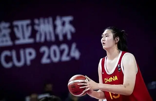 后继有人！女版姚明一人干翻日本U18！