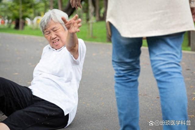 突发晕厥别慌张，急救措施要得当，守护生命安全不容忽视！