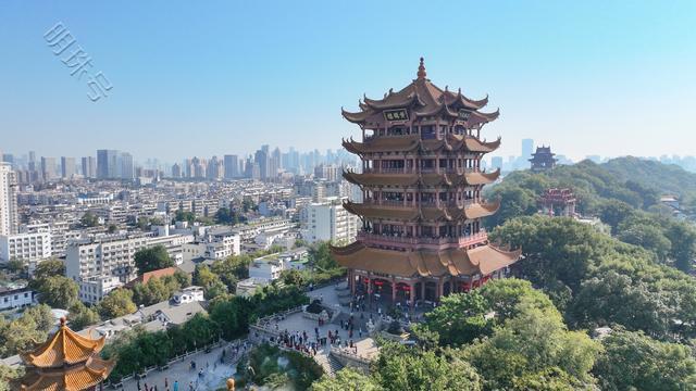 让中华文化“出海”又“出圈”，海外华媒代表登黄鹤楼