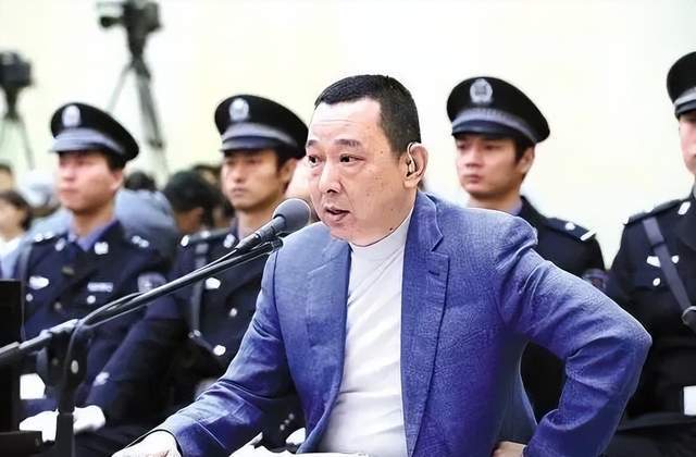 《狂飙》高启强原型恐怖如斯：背负9条人命，敛财超400亿终判死刑