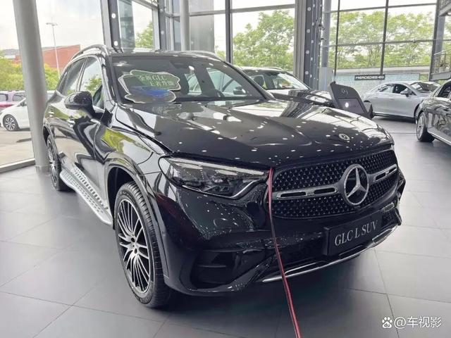 GLC 对决X3？豪华中型SUV对决，谁更具吸引力？