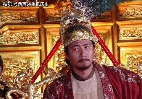 朱元璋到寺庙后问：朕需要下跪吗？方丈回八个字挽救全寺人的性命