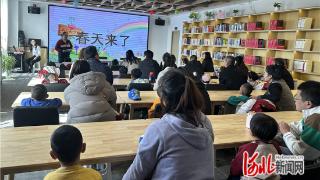 尚义县图书馆联合祥福路幼儿园开展走进图书馆活动