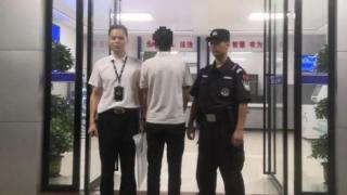 吉安市新干县三名青年偷偷给香烟或电子烟“加料”被刑拘