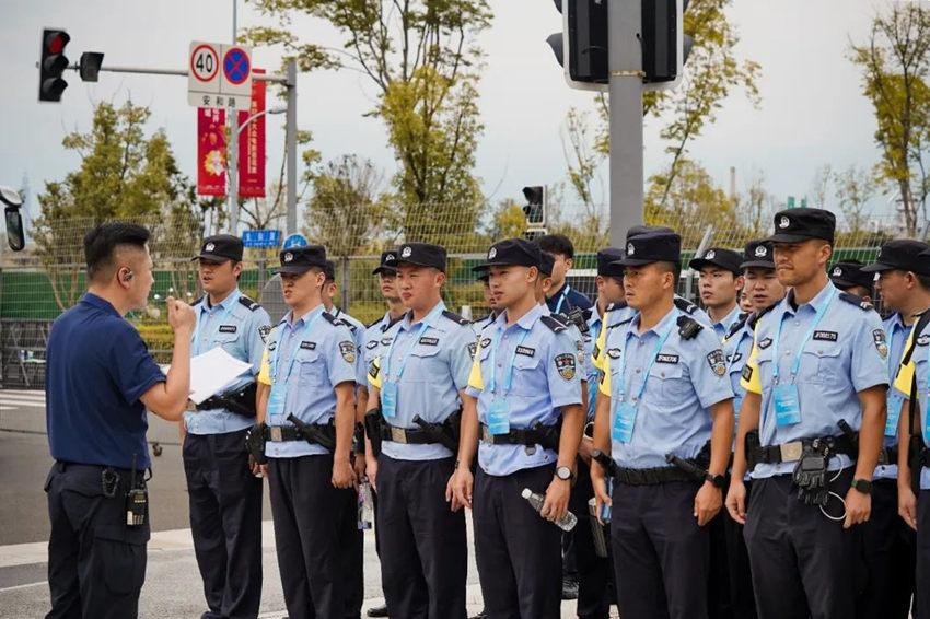 成都高新公安：百花繁盛时 奋楫再出发