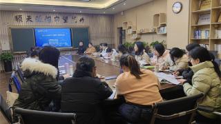 郑州市第五十八中学举行新学期青年教师第一次会议