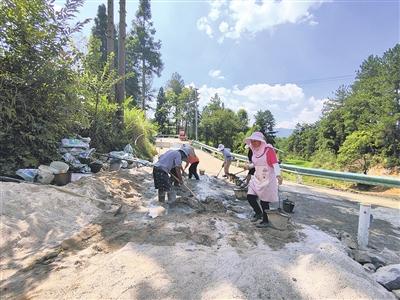 龙里县五新村：“三带”引领乡村阔步前行