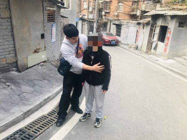 “高僧”冒充和尚诈骗婆婆140元被抓