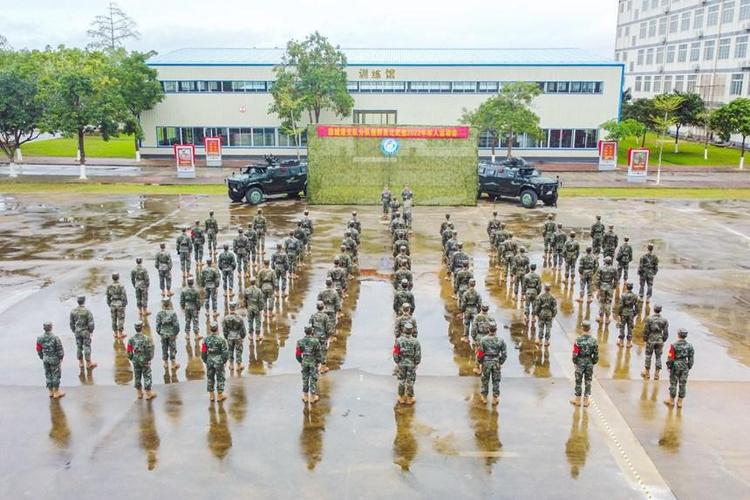 武警广西总队防城港支队举行军事体育运动会