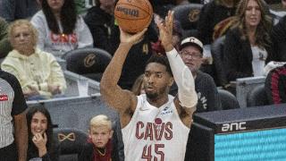 11胜0负，断层联盟第一！连斩老东家征服科尔 又一勇士助教闪耀NBA