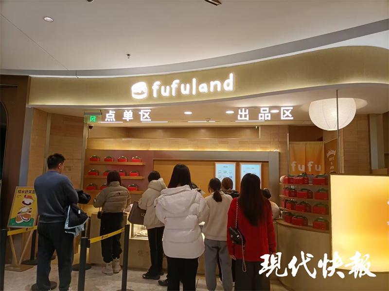 去年引入品牌首店350余家，为何首店们“总要来趟南京”？