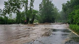 美国纽约州暴雨引发山洪 至少1人死亡