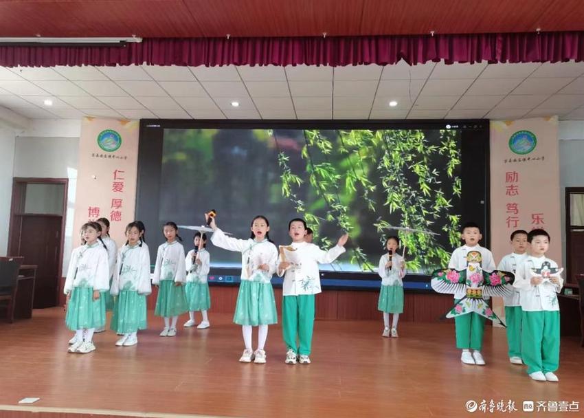 与书相约“阅”见成长！莒县安庄镇中心小学举行读书节汇报展演