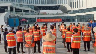40名环卫工人到场，河东区慈善总会举行关爱环卫工人捐赠仪式