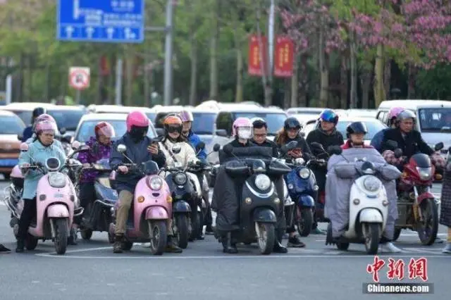 又一一线城市拟出台措施！“电驴”不能随意骑？