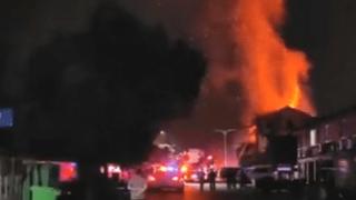 浙江台州一民房深夜突发火灾，被困一家六口已送医院，有人员遇难