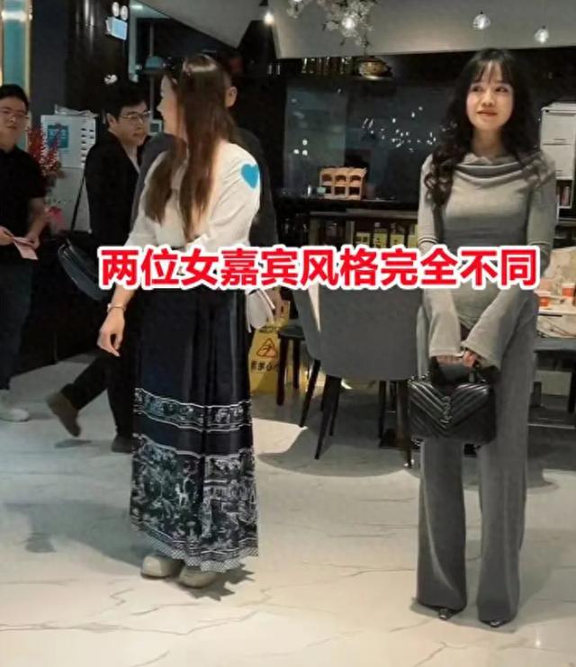 大学老师和美女销售同台相亲，6比0胜出尴尬，网友：赢在职业