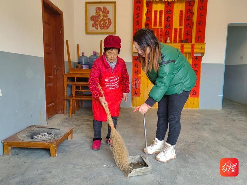 石阡‖“好婆婆”李忠明：互敬互爱家和美