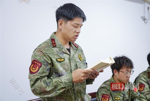 武汉蔡甸区人武部组织开展“民兵读书日”主题活动