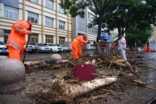 全力以赴打赢防汛抢险硬仗——华北、黄淮等地抗击汛情一线直击