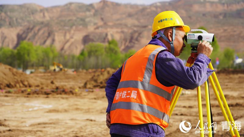 积石山地震青海民和灾后重建加速推进