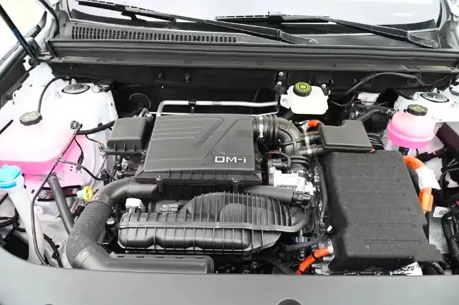 比亚迪旗下宋Pro DM-i冠军版即将上市，定位紧凑型SUV