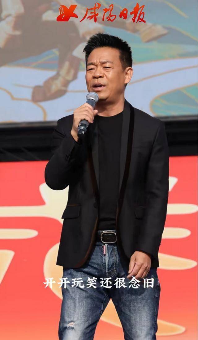 孙浩：26岁上春晚走红，得罪杨坤20年不敢说话