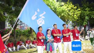 特写｜运动会开幕必备“节目”：瞬间光影定格永恒记忆