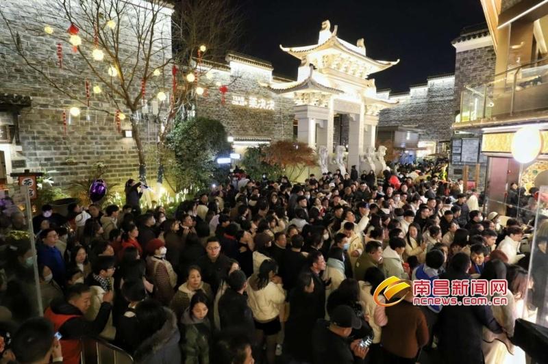 万寿宫历史文化街区跨年化妆嘉年华活动火热开场