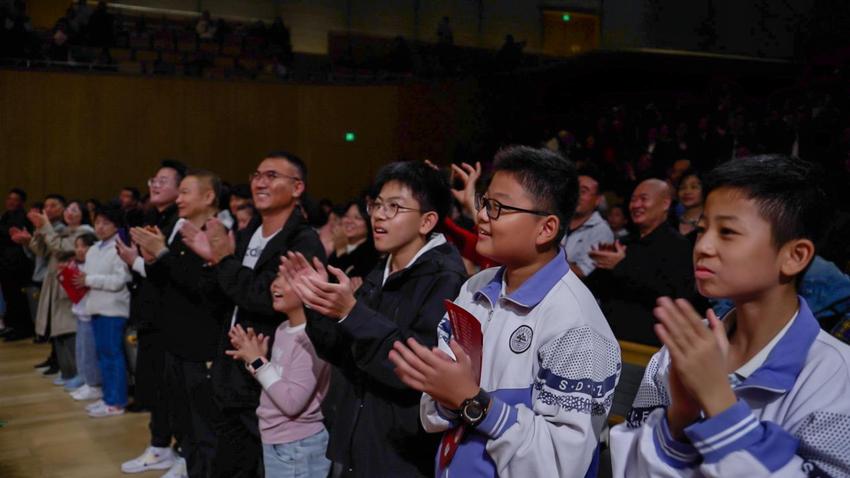 泉城交响乐团首演音乐会暨泉在济南·首届泉城音乐节开幕式成功举办