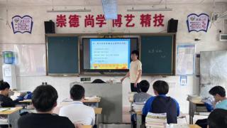 江永县职业中专学校开展食品饮用水安全进校园活动