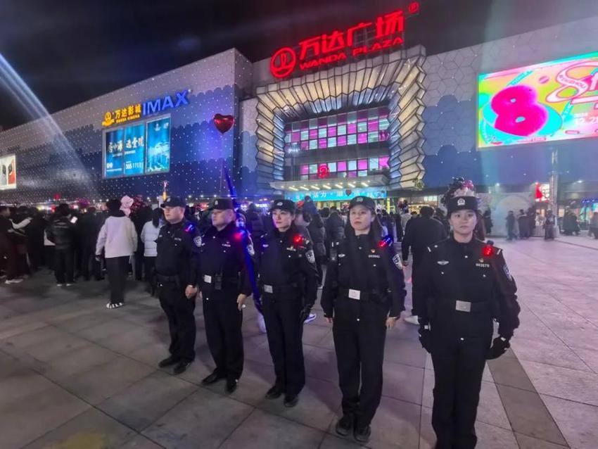 跨年夜安全感拉满！滨州公安全警全力守护新年平安