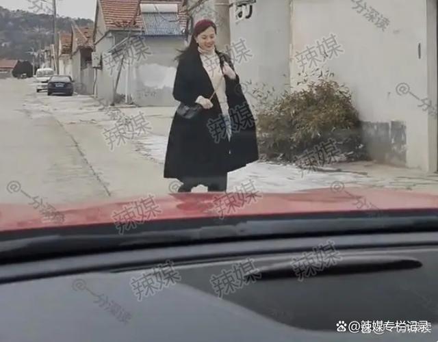 男子开车接前妻过年，前妻请求：前夫哥买车了，我们复婚吧