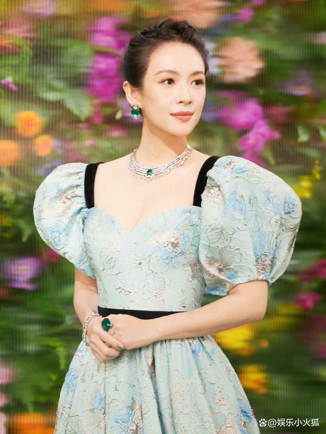 章子怡45岁独飞庆祝！离婚后的她，状态竟然这么好……