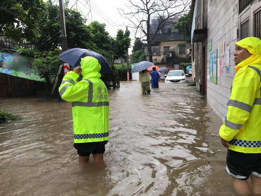 逆风而上战暴雨｜直击广东多地暴雨救援一线