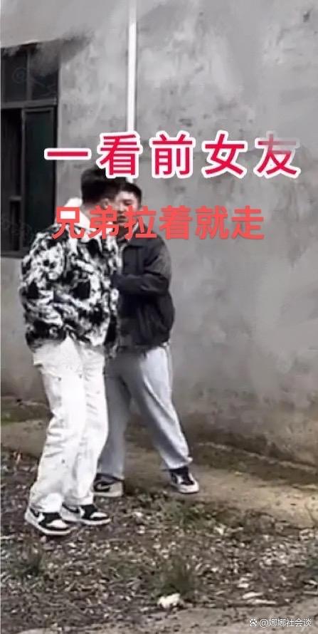 女子抛弃男友，再次遇见，主动告白，兜兜转转：还是你最好