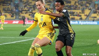 女足世界杯G组首轮：瑞典女足2-1逆转南非 裁判引争议