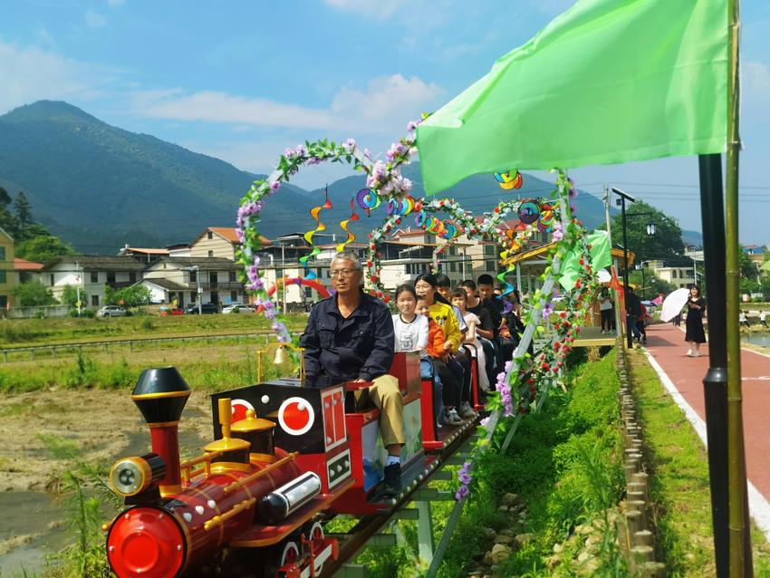 福建将乐推进主题教育，“两节”期间不断档