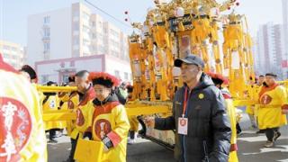 葛沽38道民间花会核心“宝辇花会”登场亮相 扫码阅读手机版