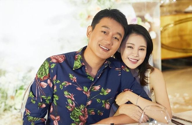 陆毅鲍蕾结婚4年，罗晋唐嫣婚后生活幸福